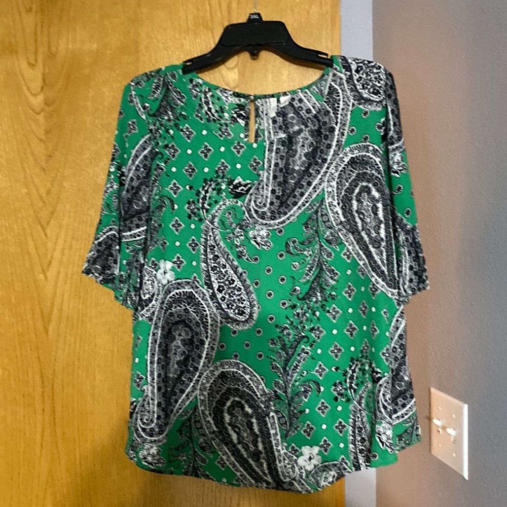 Woman’s Tunic Top